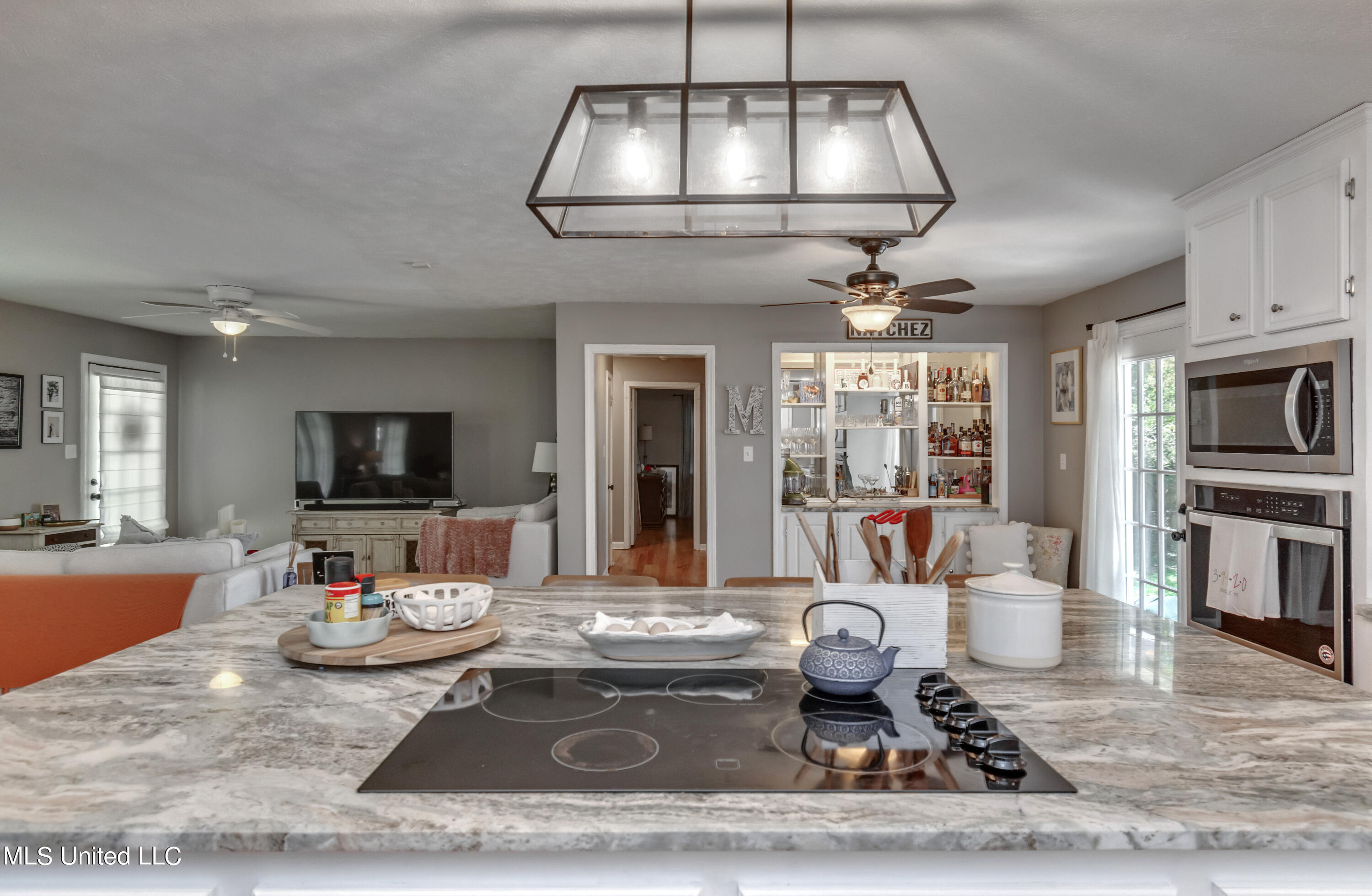 3965 Berkley Drive Jackson, MS 39211 - Photo 8 of 42 3965 Berkley-14