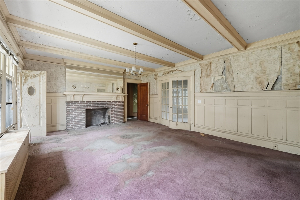 129 Morgan Street Holyoke, MA 01040 - Photo 23 of 26