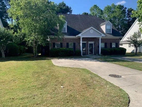 $1,800 | 4821 Habersham Lane, Summerville, SC 29485