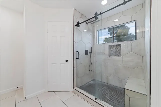 $2,550 | 16026 Autumn Falls Lane, Houston, TX 77095