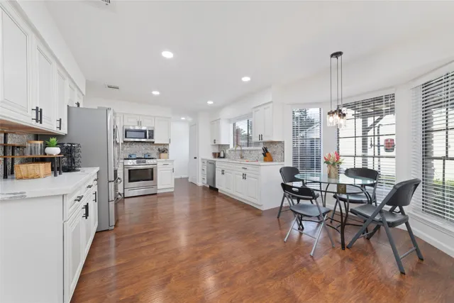 $2,550 | 16026 Autumn Falls Lane, Houston, TX 77095