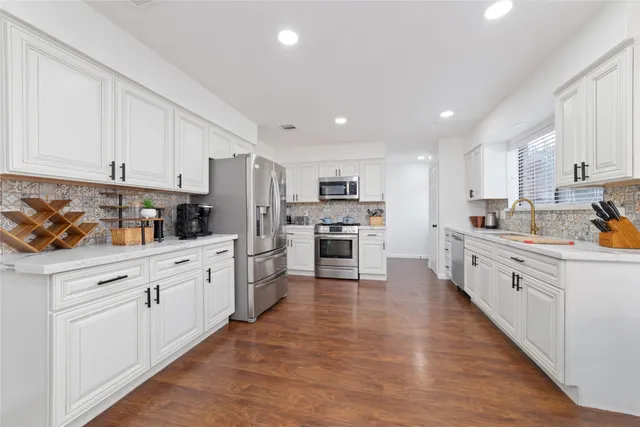 $2,550 | 16026 Autumn Falls Lane, Houston, TX 77095