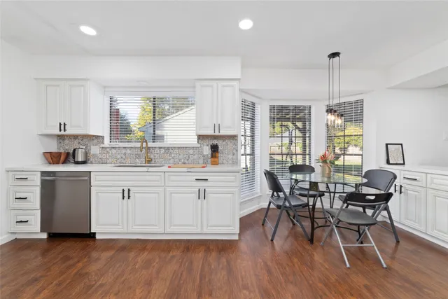 $2,550 | 16026 Autumn Falls Lane, Houston, TX 77095