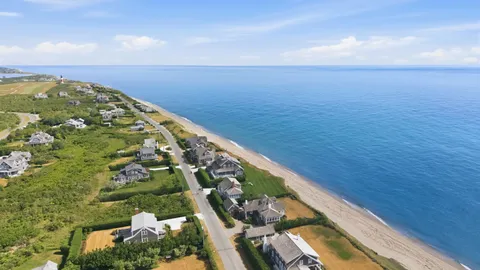 $3,100,000 | 79 Baxter Road, Nantucket, MA 02554