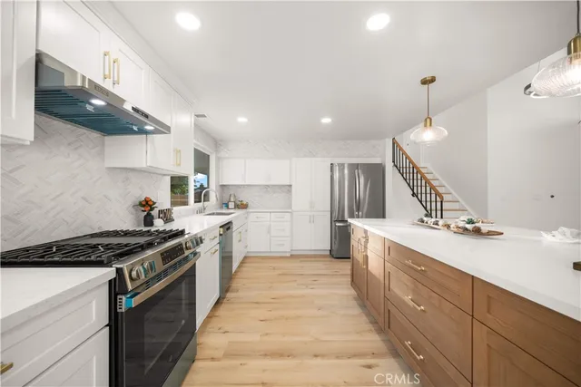 $1,458,000 | 25202 Arcadian Avenue, Mission Viejo, CA 92691