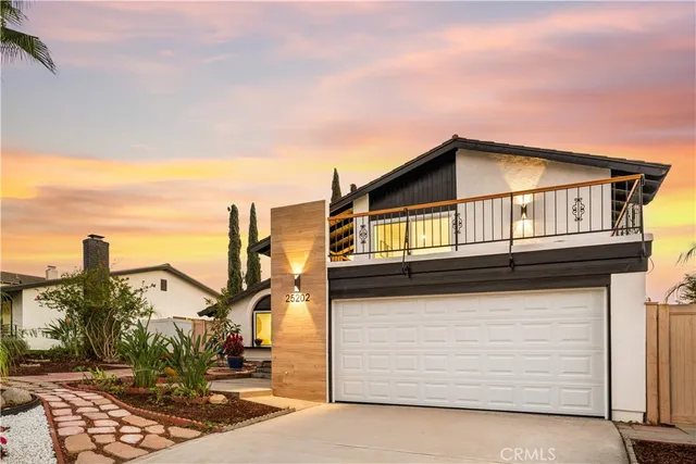 $1,458,000 | 25202 Arcadian Avenue, Mission Viejo, CA 92691