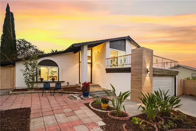 $1,458,000 | 25202 Arcadian Avenue, Mission Viejo, CA 92691