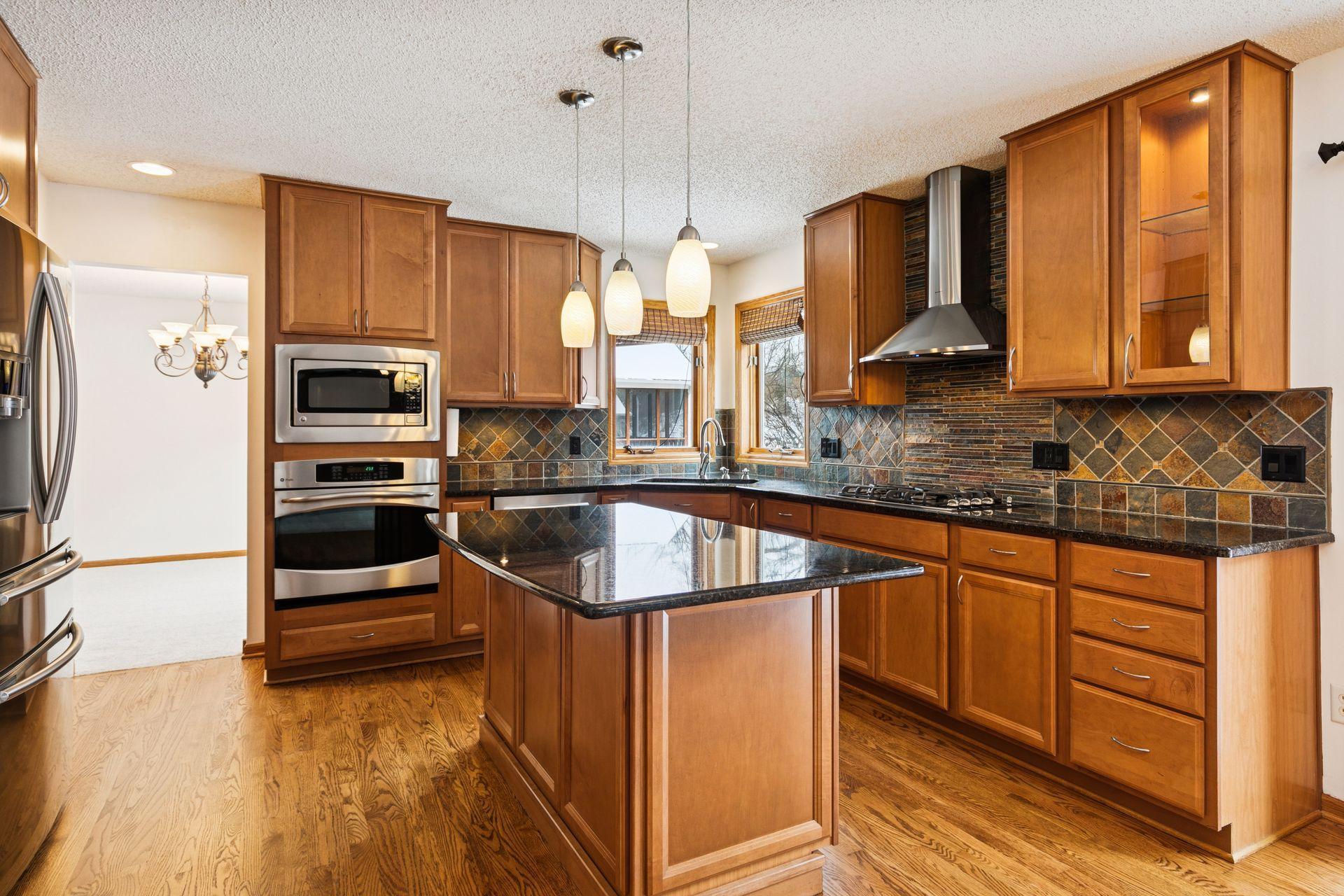 1454 Englert Road Eagan, MN 55122 - Photo 12 of 50