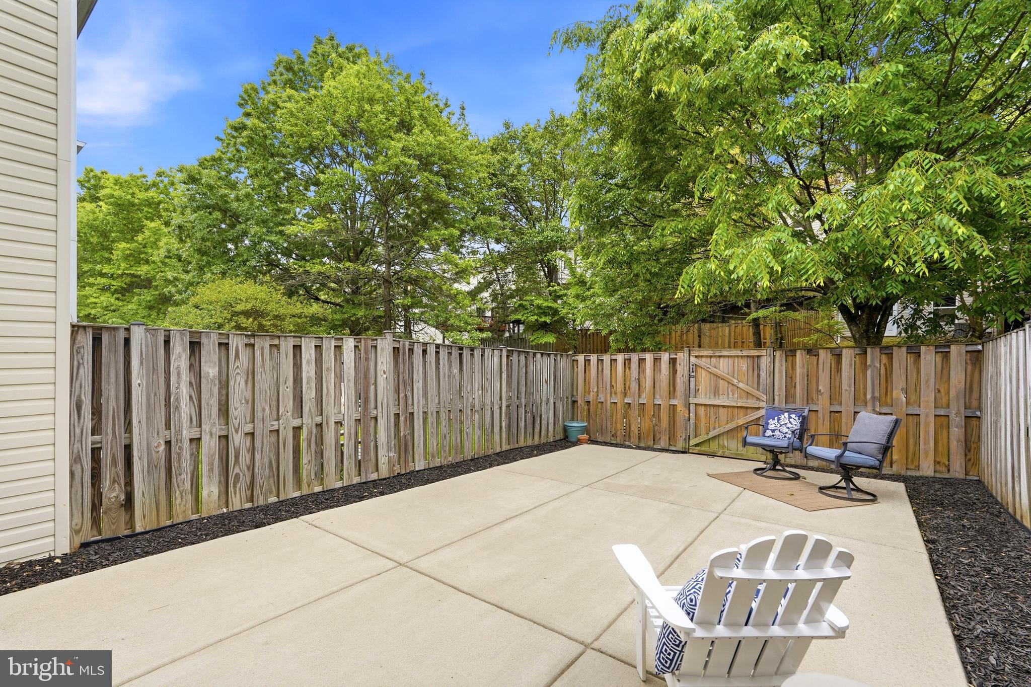 14823 Bolton Road Centreville, VA 20121 - Photo 25 of 27 Huge Patio