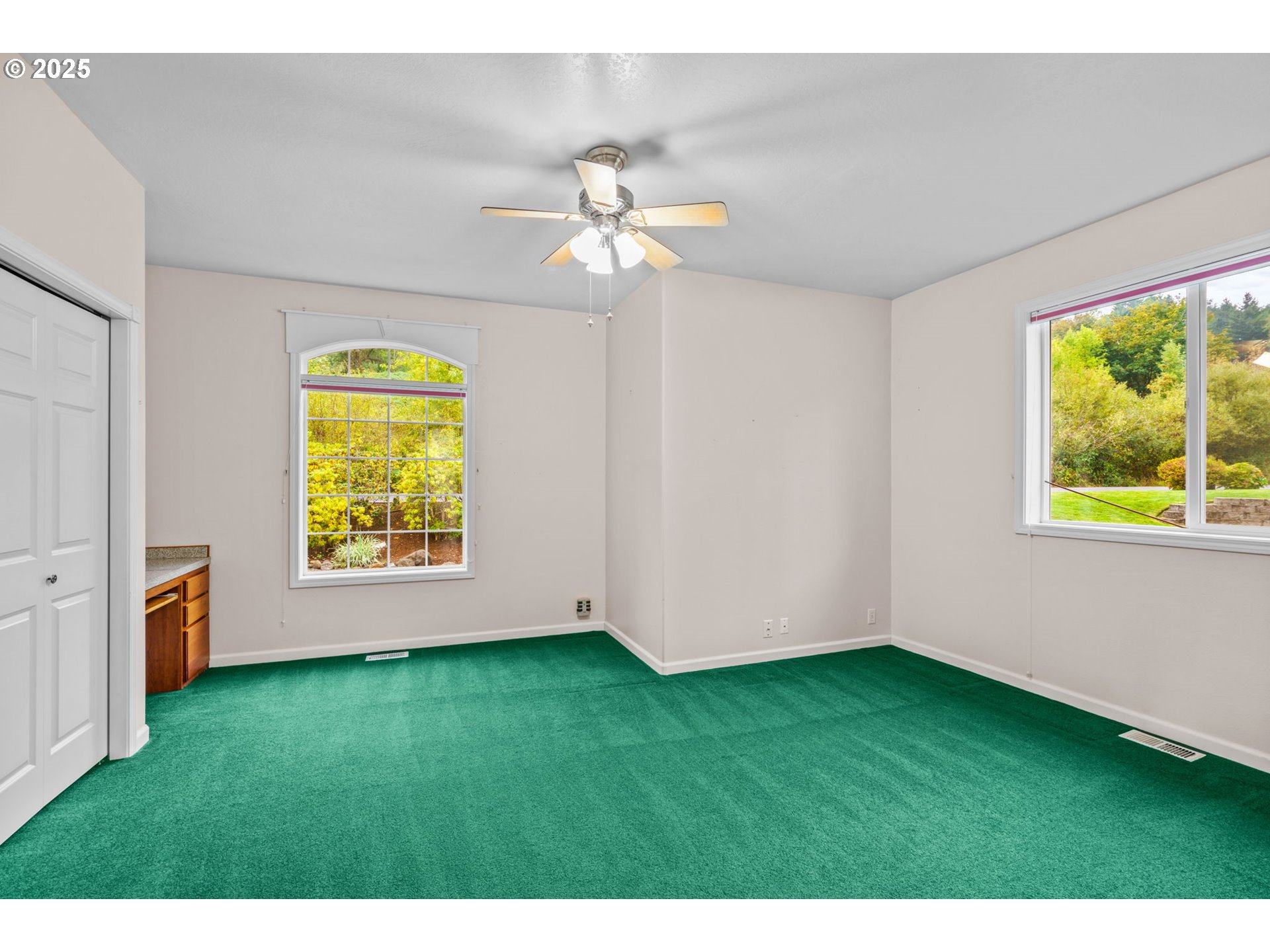 610 Holly Avenue Cottage Grove, OR 97424 - Photo 15 of 30