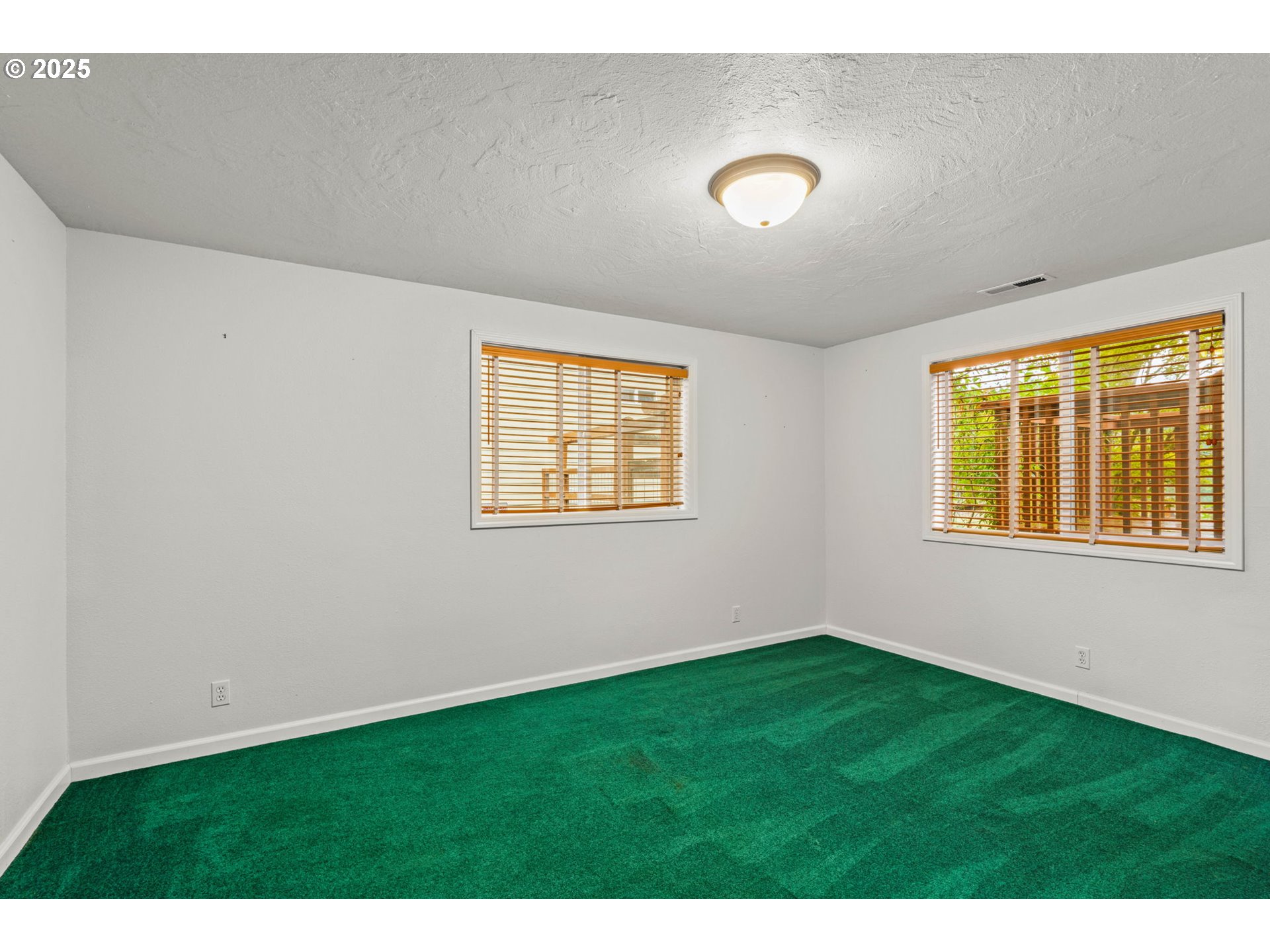 610 Holly Avenue Cottage Grove, OR 97424 - Photo 20 of 30