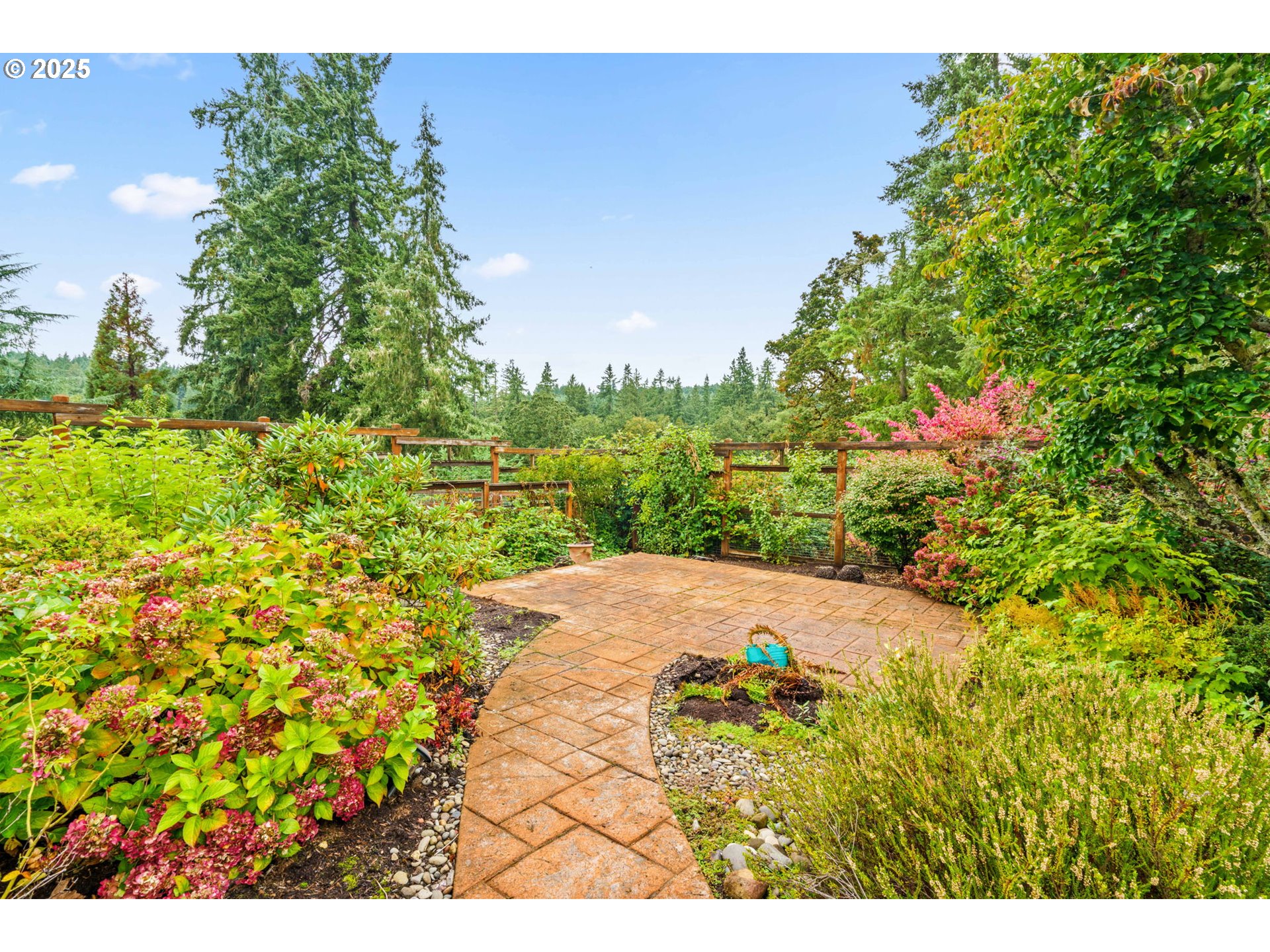 610 Holly Avenue Cottage Grove, OR 97424 - Photo 24 of 30