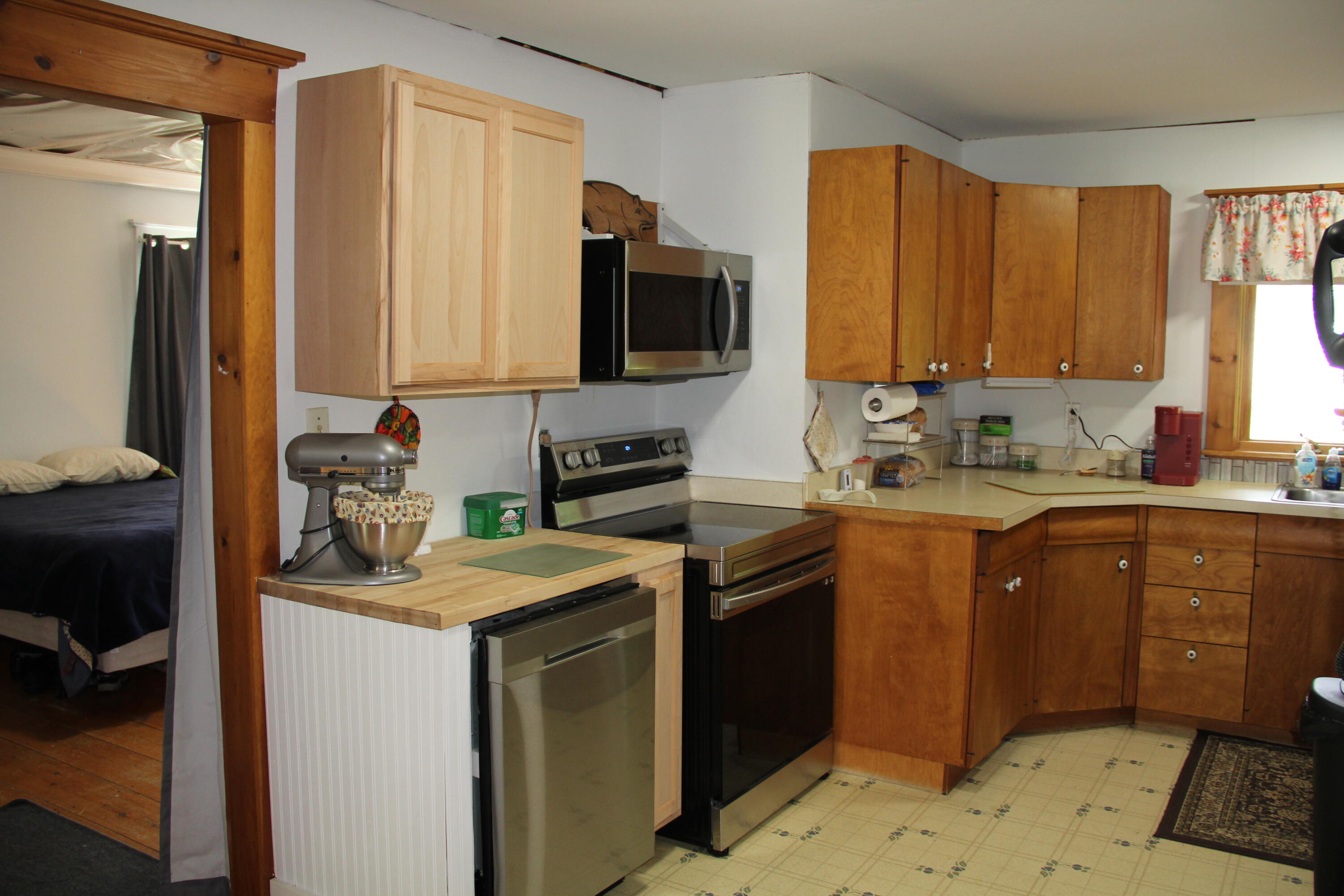 20 South Main Street Solon, ME 04979 - Photo 9 of 40 IMG_0107