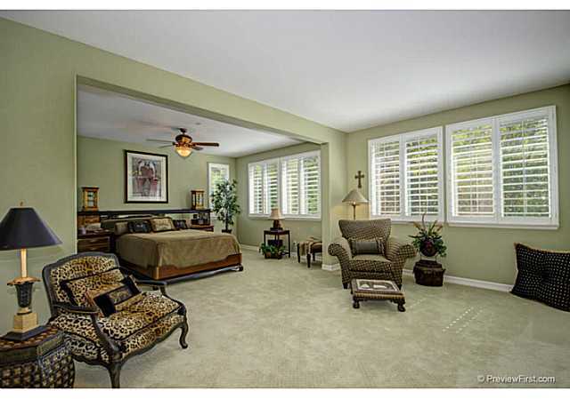 2907 Rancho Cortes Carlsbad, CA 92009 - Photo 11 of 19 Gallery Image 11