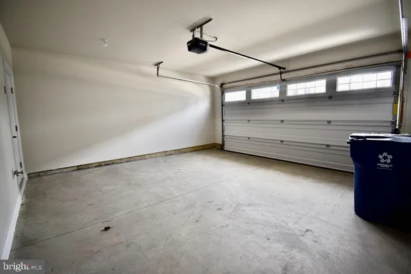 $1,245,000 | 714 Walkers Mill Lane, Wilmington, DE 19805