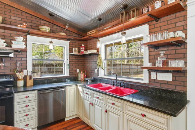 $315,000 | 610 Jones Road, Crestview, FL 32536