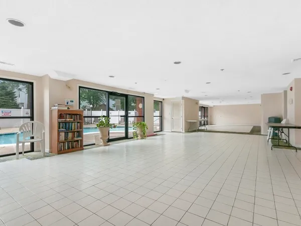 $2,800 | 8 9th Street, Unit 111, Medford, MA 02155