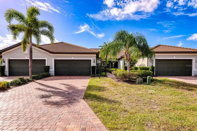 $390,000 | 17634 Camden Drive, Bradenton, FL 34202