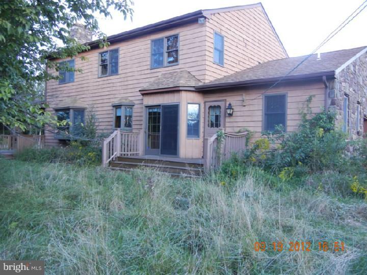 2154 Bedminster Road Perkasie, PA 18944 - Photo 2 of 2