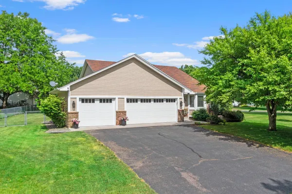 $489,900 | 9840 Kirkwood Lane North, Maple Grove, MN 55369