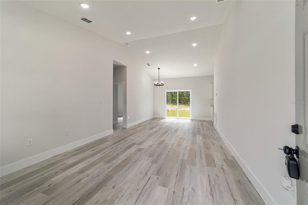 427 Alvarez Road Dunnellon, FL 34431 - Photo 11 of 51