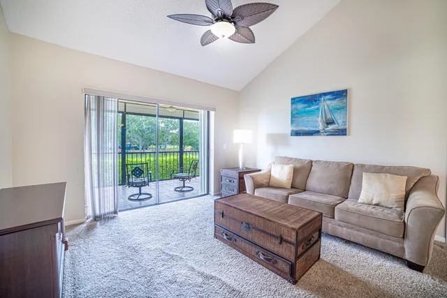 $2,200 | 102 Wingfoot Drive, Unit D, Jupiter, FL 33458