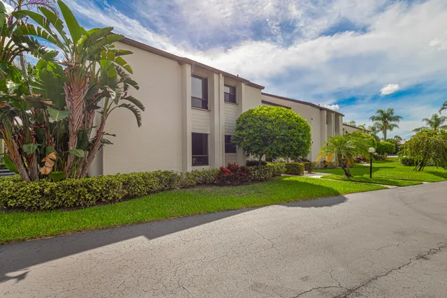$2,200 | 102 Wingfoot Drive, Unit D, Jupiter, FL 33458
