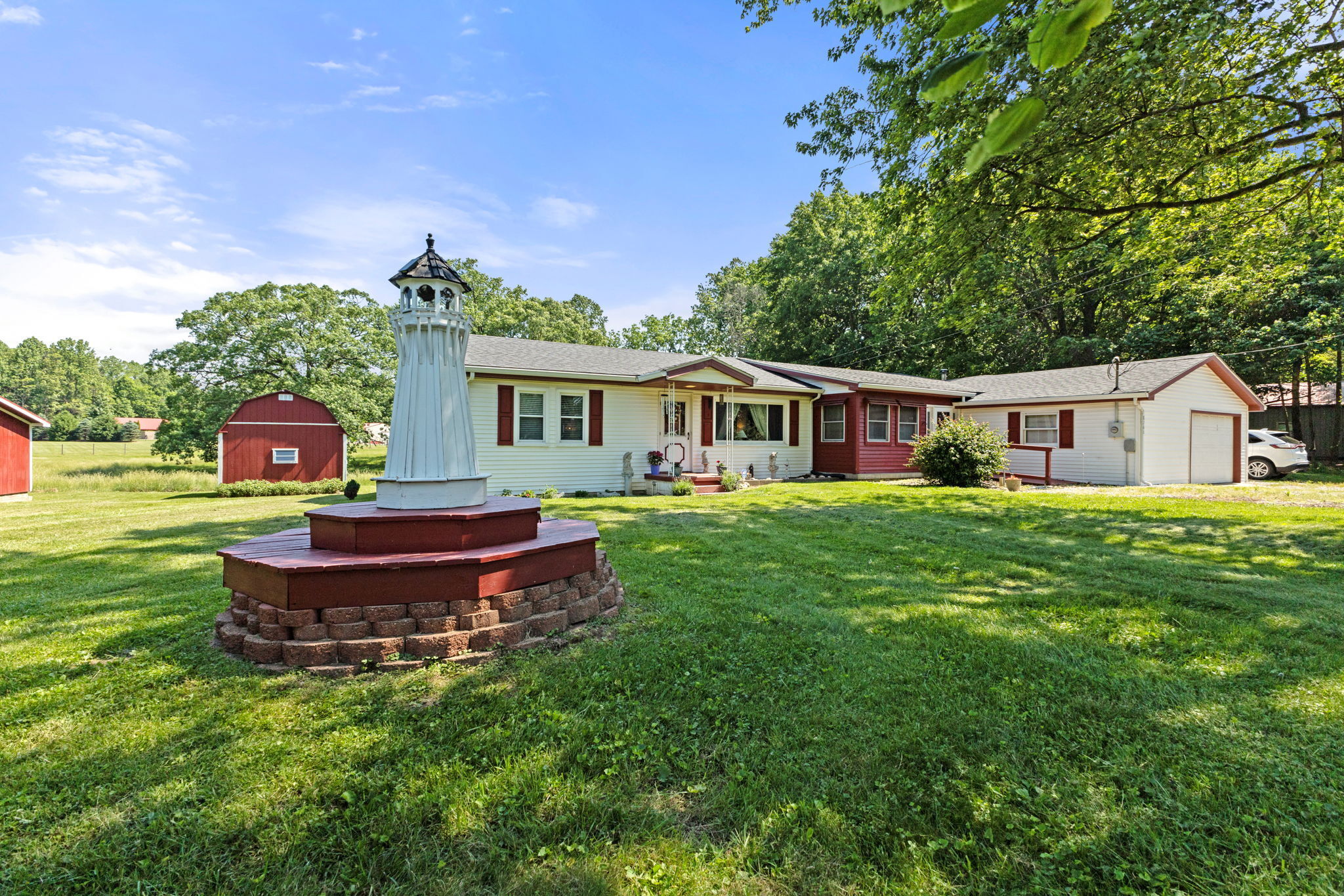 8260 Beech Grove Road Martinsville, IN 46151 - Photo 3 of 52 Gallery Image 3