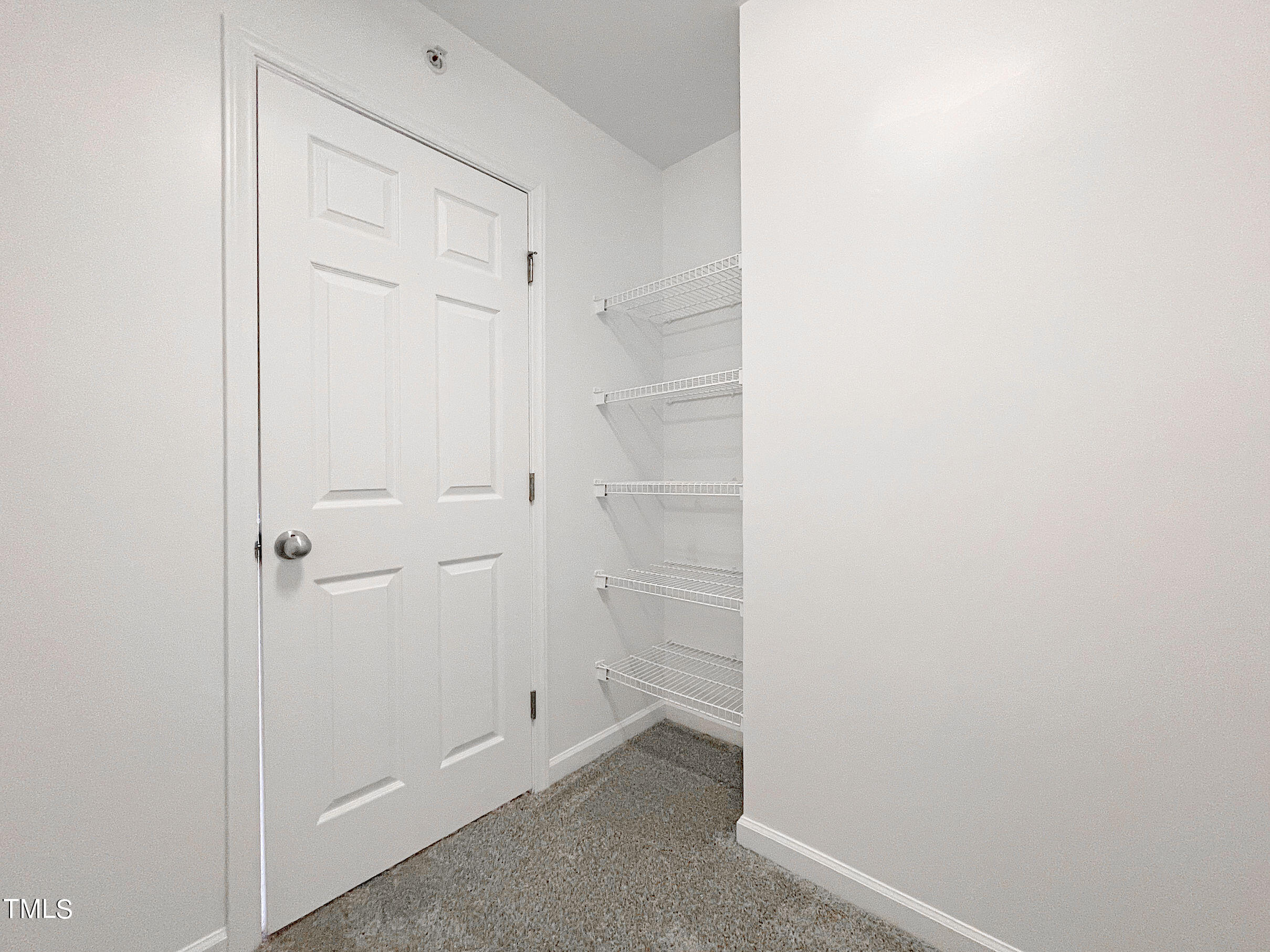 2210 Raven Road, Unit 109 Raleigh, NC 27614 - Photo 23 of 31 20240405_154137767_iOS