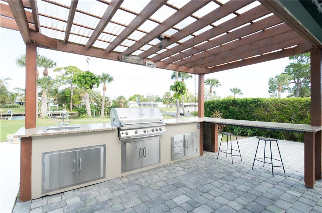834 Northwest Spruce Ridge Drive Stuart, FL 34994 - Photo 9 of 44 Gallery Image 9
