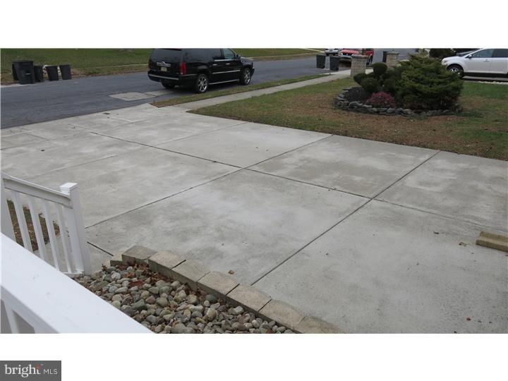318 Keller Road Glendora, NJ 08029 - Photo 24 of 25 Driveway