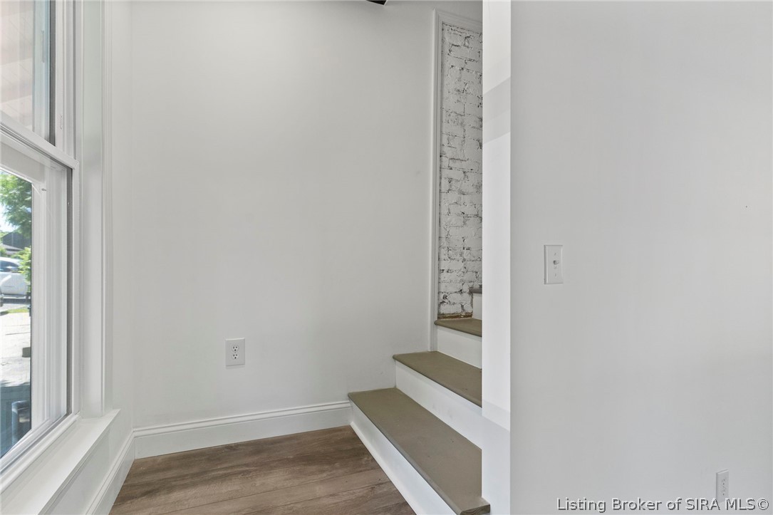423 Mill Street Madison, IN 47250 - Photo 13 of 25