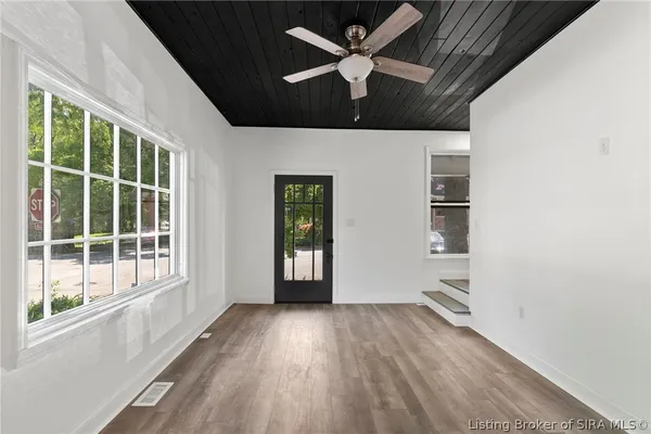 $275,000 | 423 Mill Street, Madison, IN 47250