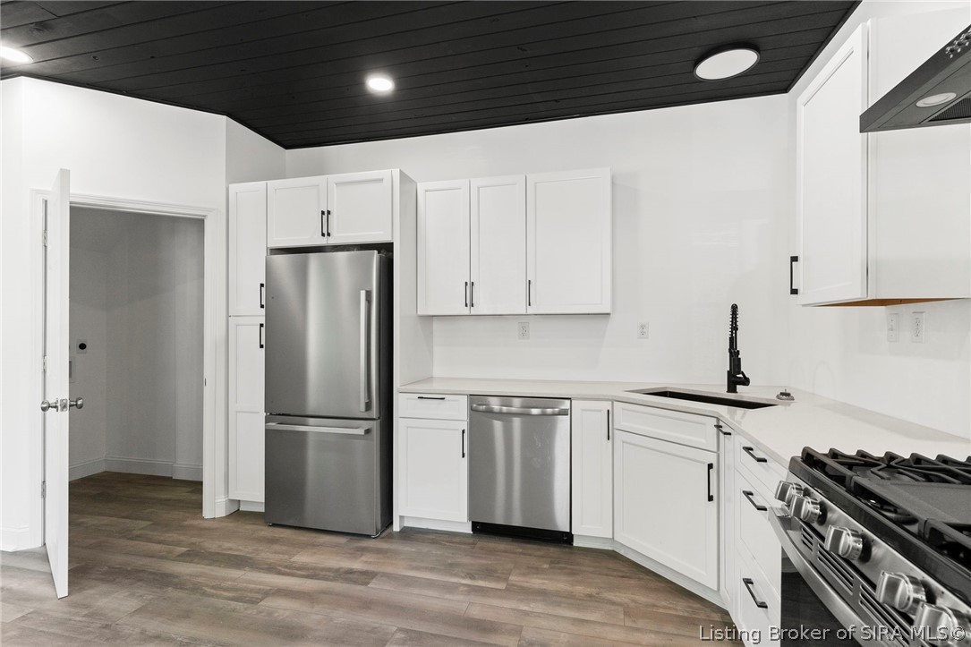 423 Mill Street Madison, IN 47250 - Photo 6 of 25