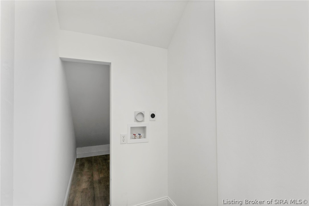 423 Mill Street Madison, IN 47250 - Photo 8 of 25