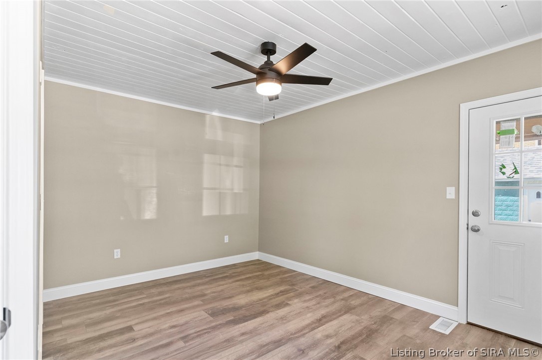 423 Mill Street Madison, IN 47250 - Photo 9 of 25