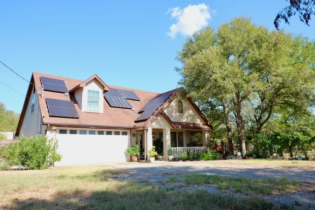 $600,000 | 134 Deep Woods Drive, Cedar Creek, TX 78612