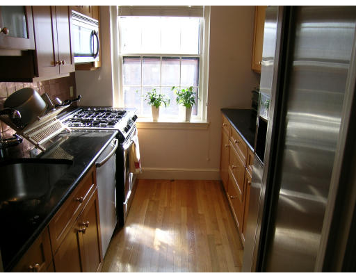 280 Beacon Street, Unit 62 Boston, MA 02116 - Photo 3 of 7