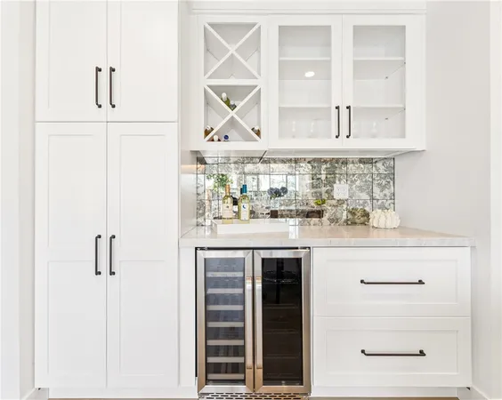 $1,711,700 | 20692 Kelvin Lane, Huntington Beach, CA 92646
