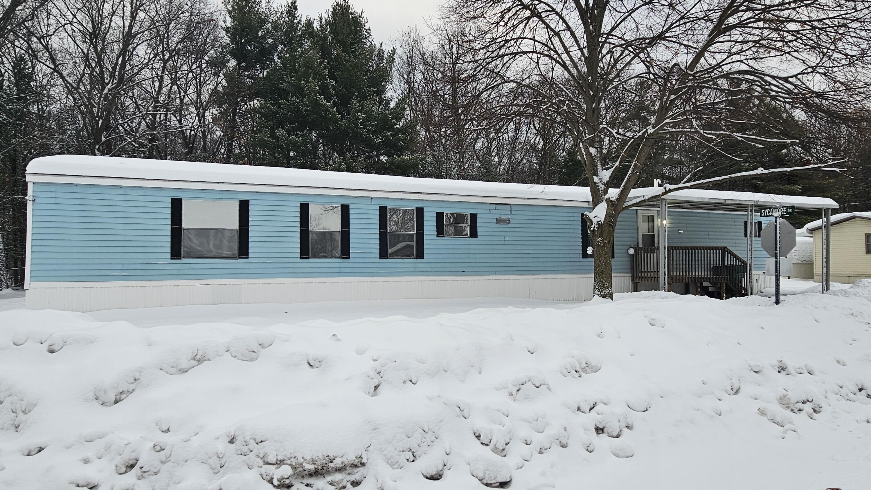 78 Apple Muskegon, MI 49445 - Photo 2 of 5 1000043212
