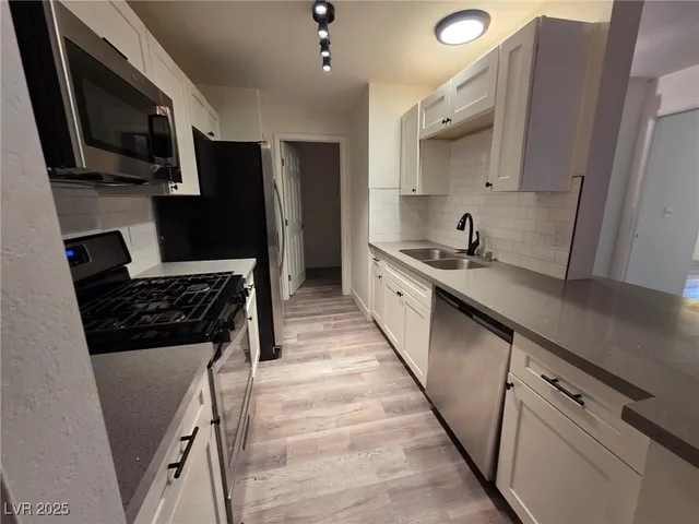 $1,950 | 2200 South Fort Apache Road, Unit 2023, Las Vegas, NV 89117