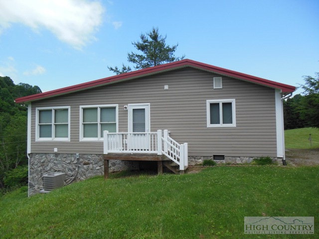 68 Doe Ridge Lane Sparta, NC 28675 - Photo 11 of 16 Gallery Image 11