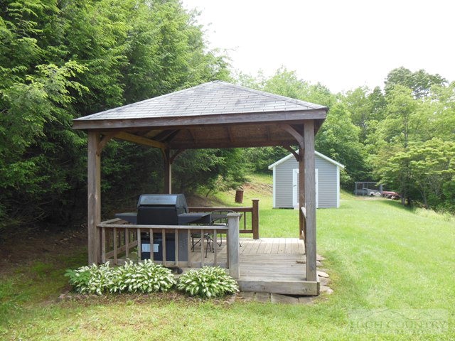 68 Doe Ridge Lane Sparta, NC 28675 - Photo 2 of 16 Gallery Image 2