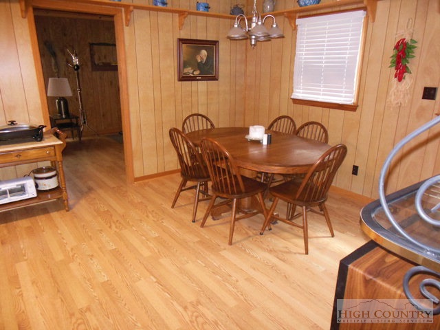 68 Doe Ridge Lane Sparta, NC 28675 - Photo 7 of 16 Gallery Image 7