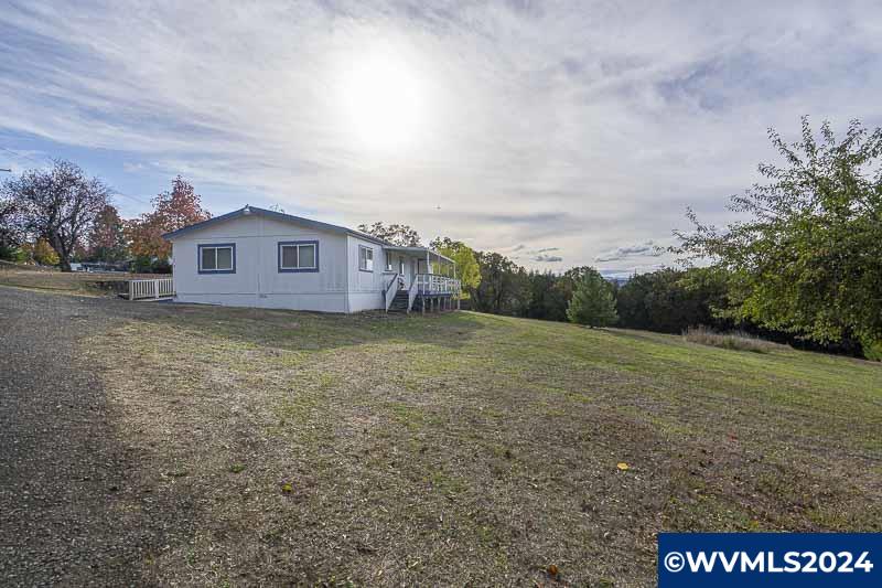 1975 Southwest Church Street Dallas, OR 97338 - Photo 2 of 50