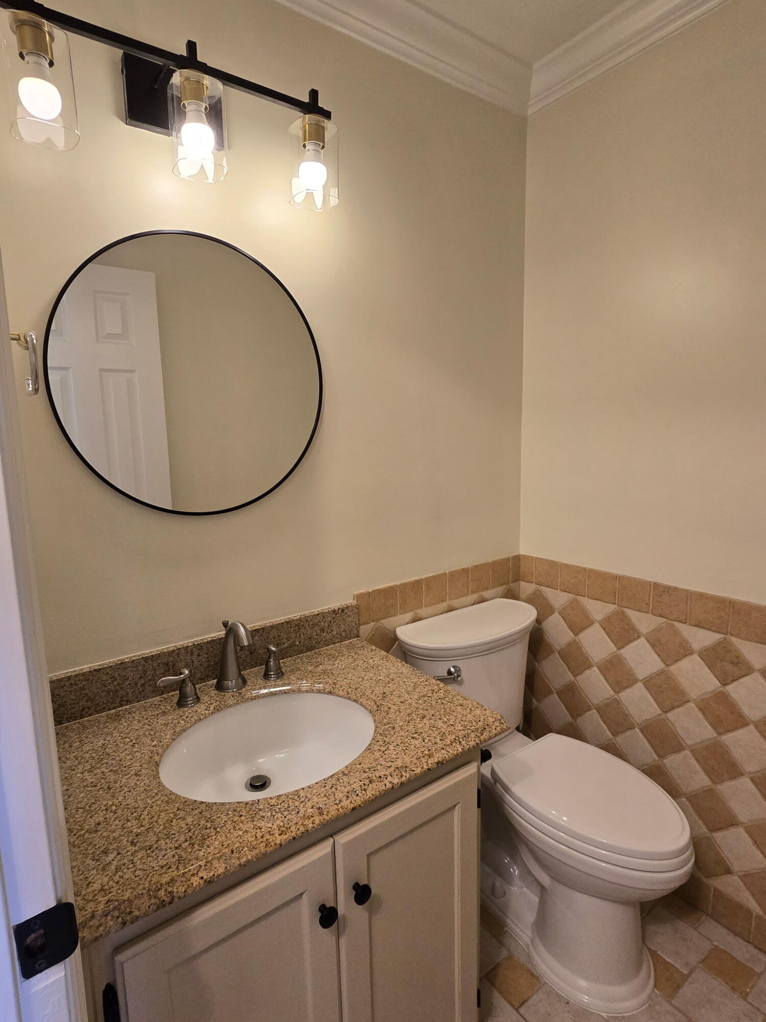 16 Rapids Court North Augusta, SC 29841 - Photo 19 of 49 Main floor half bath