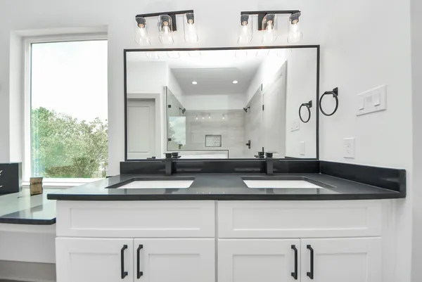 $2,430 | 5307 Kindred Garden Lane, Houston, TX 77091