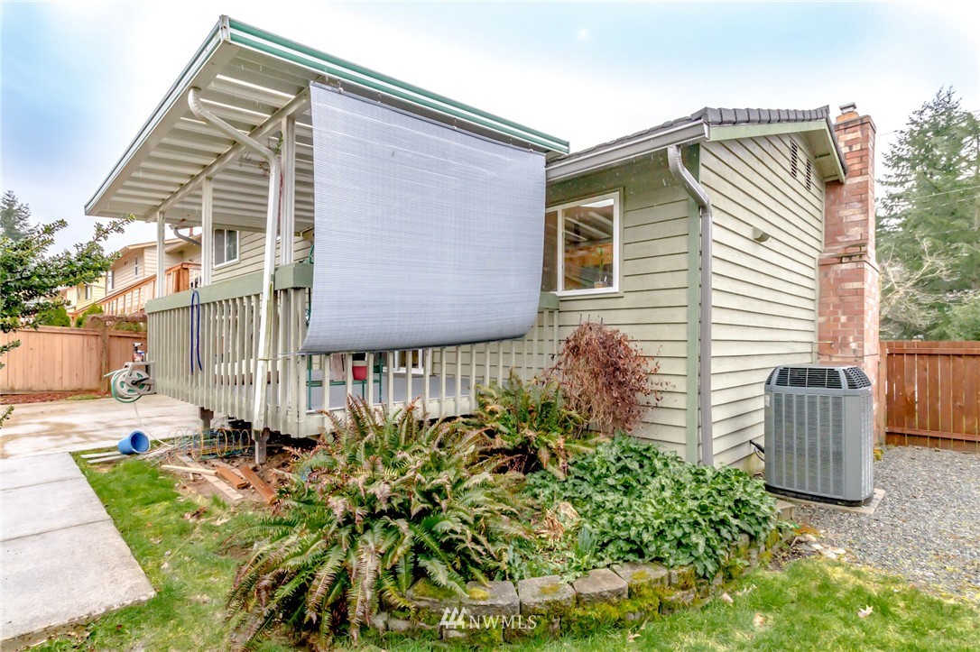 4114 Southeast 4th Street Renton, WA 98059 - Photo 20 of 25