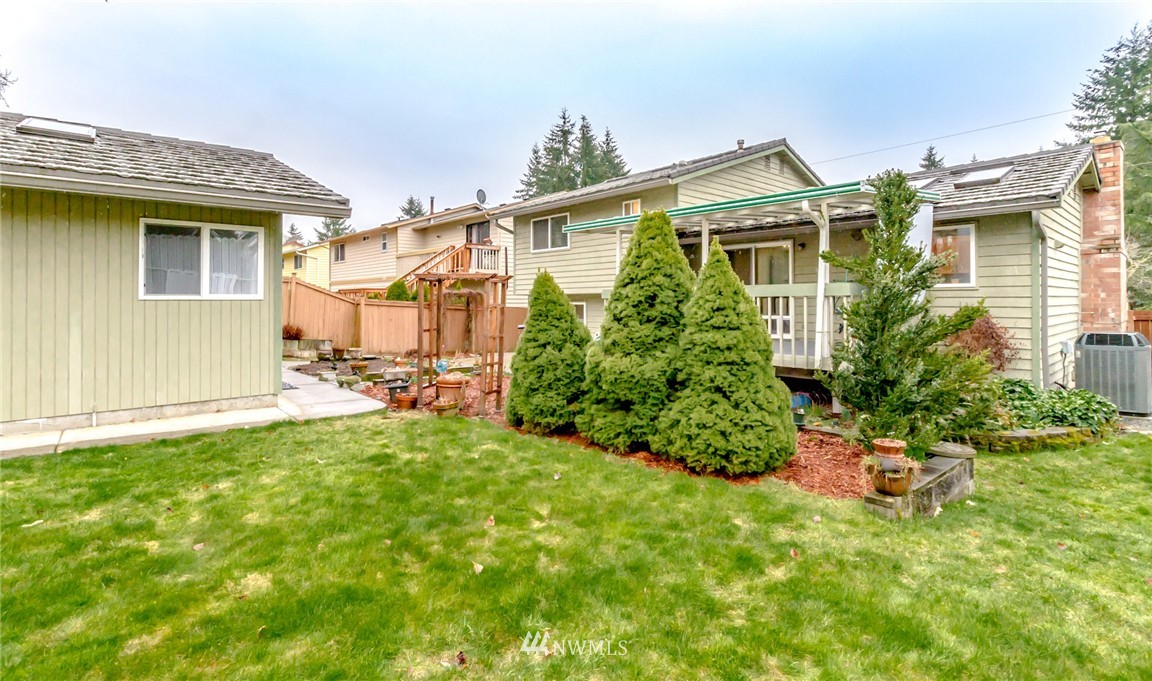 4114 Southeast 4th Street Renton, WA 98059 - Photo 22 of 25