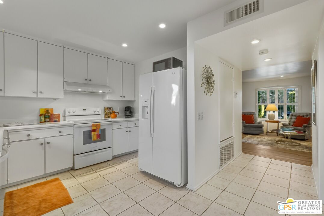 1268 Ramon Road, Unit 31 Palm Springs, CA 92264 - Photo 11 of 25